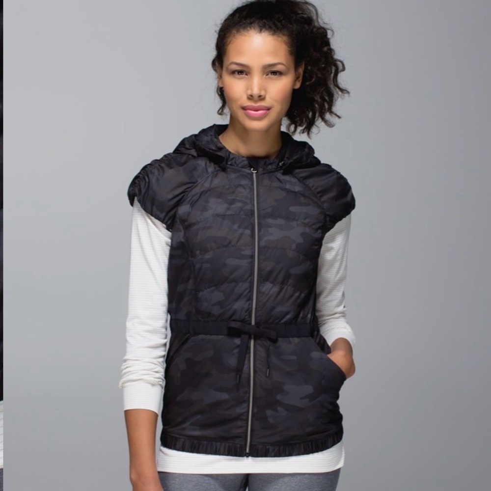 Lululemon Dark Green Spring Fling Camouflage Hooded Vest - 8